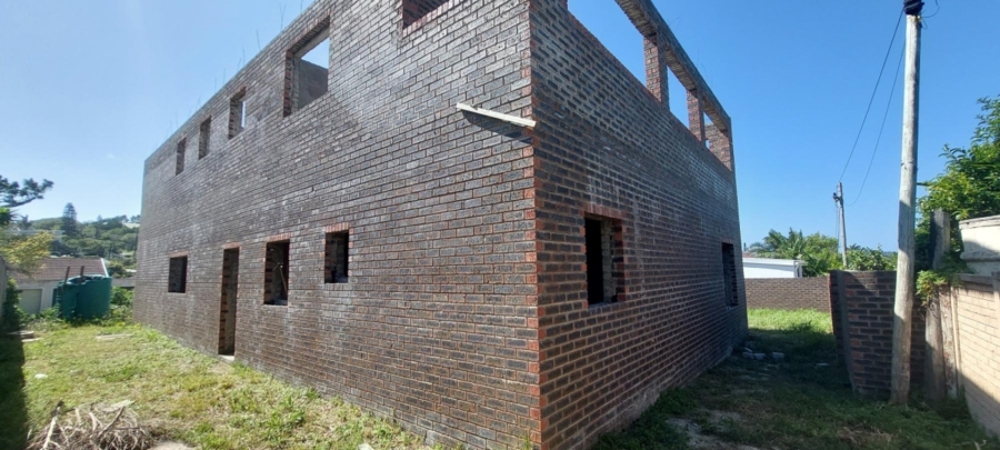 6 Bedroom Property for Sale in Sunrise On Sea Eastern Cape